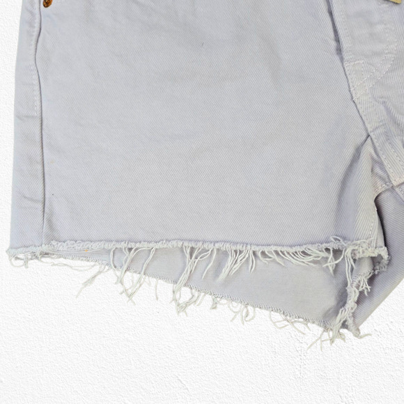 Levi's Washed Lilac High Rise Cutoff 100% Cotton Denim Raw Hem Shorts Size 27 - Picture 2 of 10